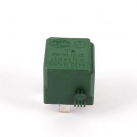 Реле компрессора пневмоподвески Mercedes-Benz S W221